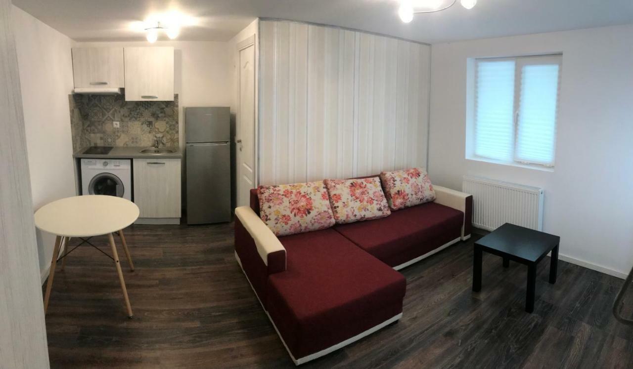 Stanford Apartments Букурещ Екстериор снимка