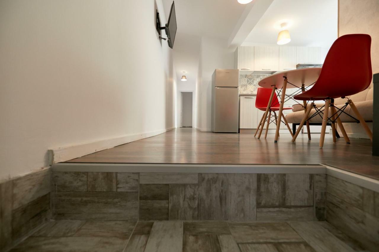 Stanford Apartments Букурещ Екстериор снимка